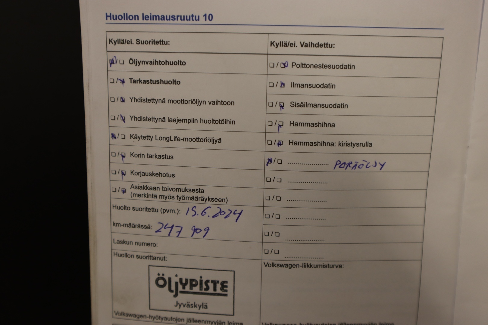 VOLKSWAGEN Amarok 2015