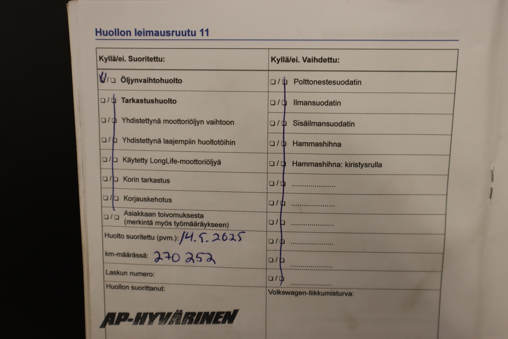 VOLKSWAGEN Amarok 2015