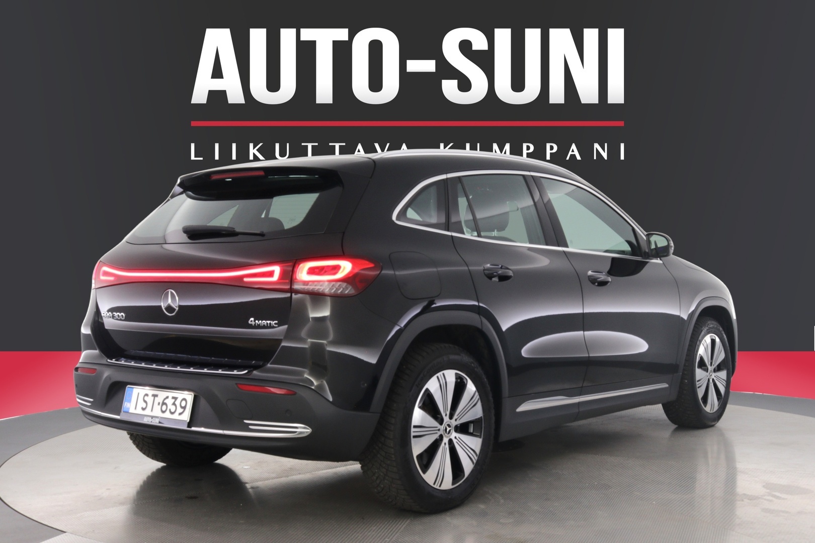 MERCEDES-BENZ EQA 2023