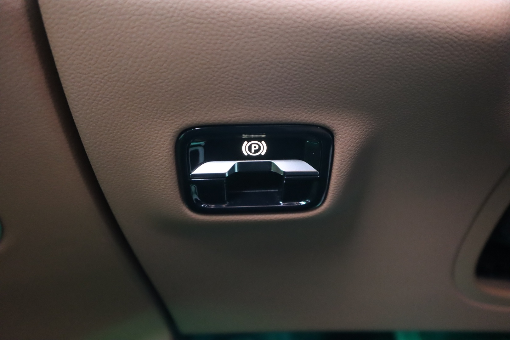 MERCEDES-BENZ E 2024