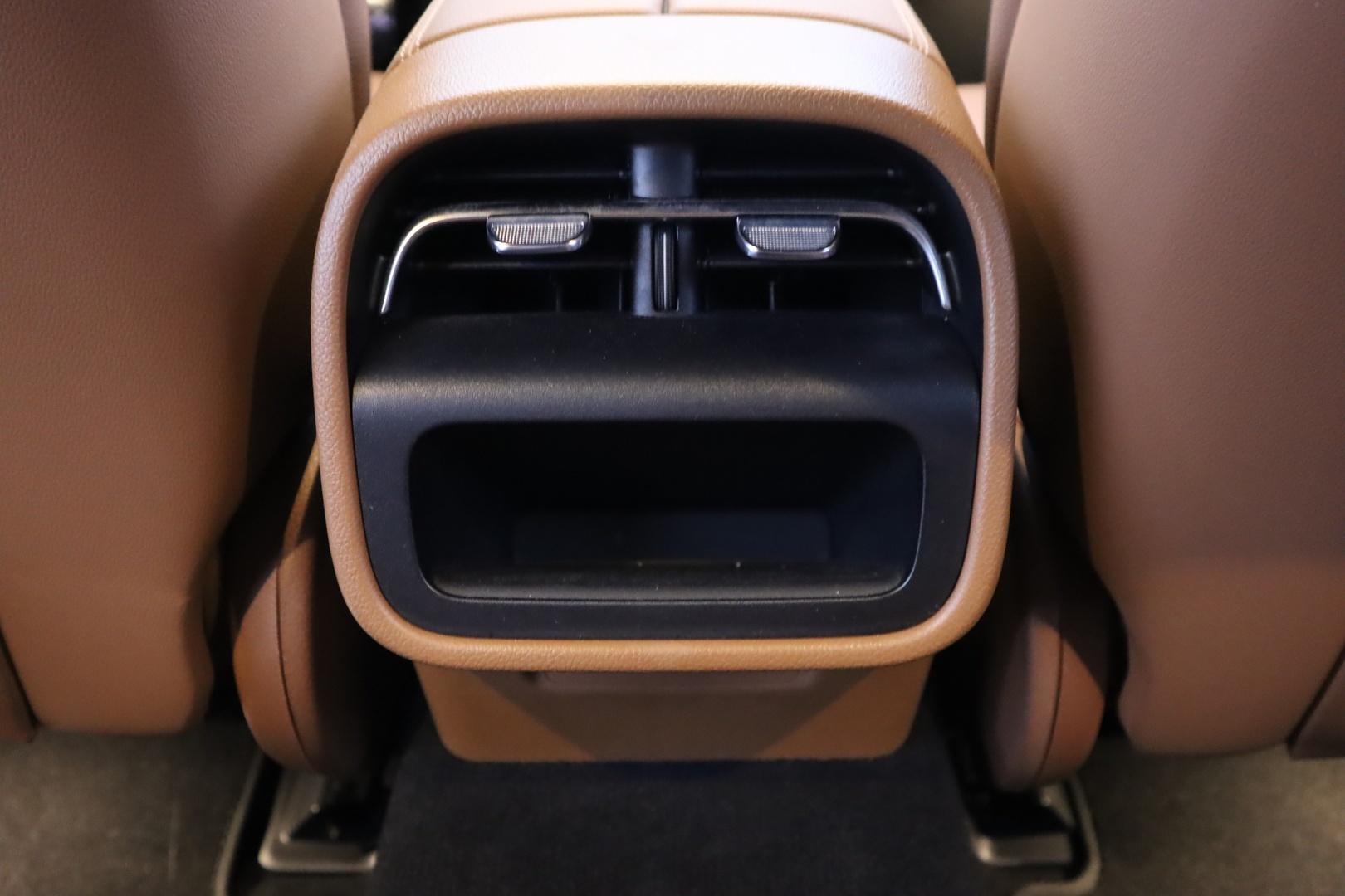 MERCEDES-BENZ E 2024