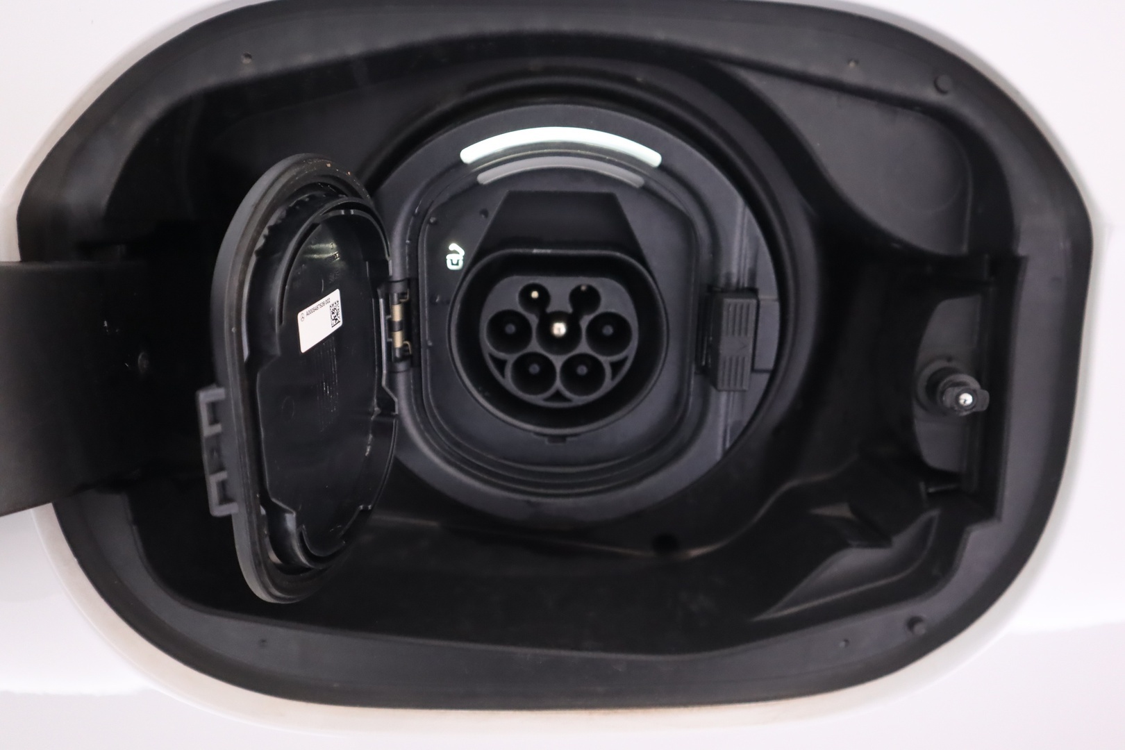 MERCEDES-BENZ E 2024