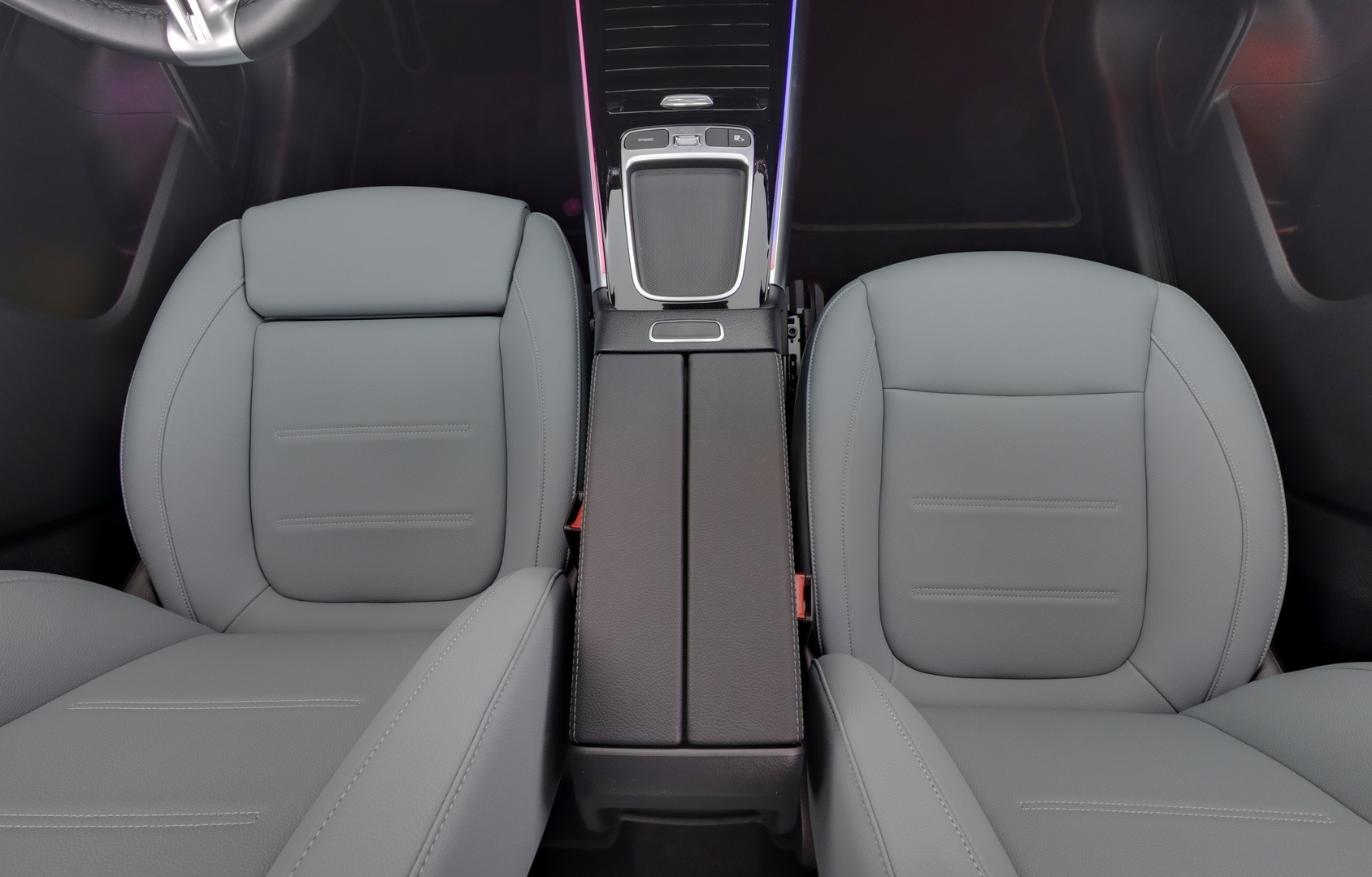 MERCEDES-BENZ EQA 2024