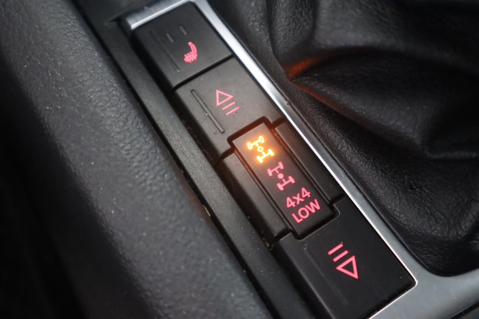 VOLKSWAGEN Amarok 2011