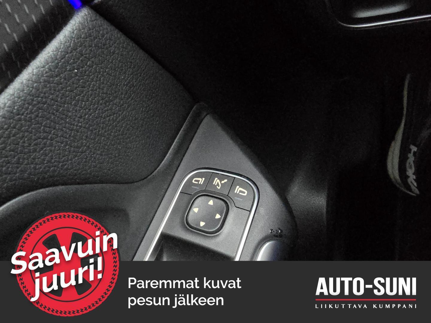 MERCEDES-BENZ EQA 2023