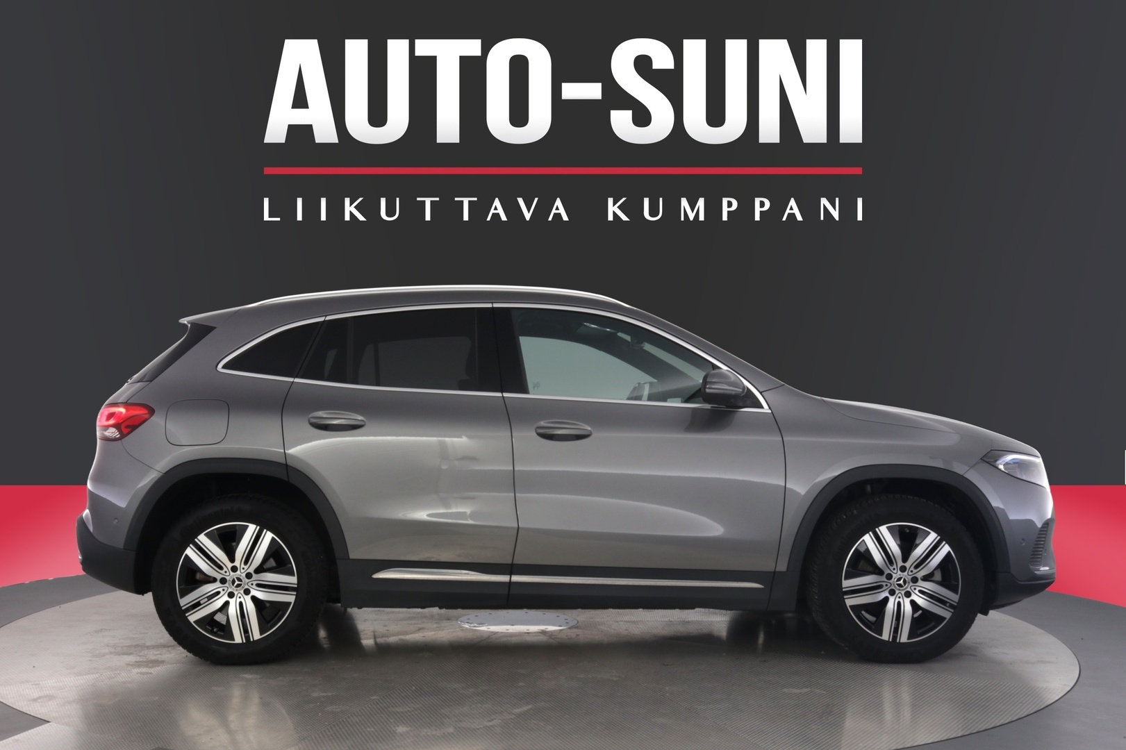 MERCEDES-BENZ EQA 2023