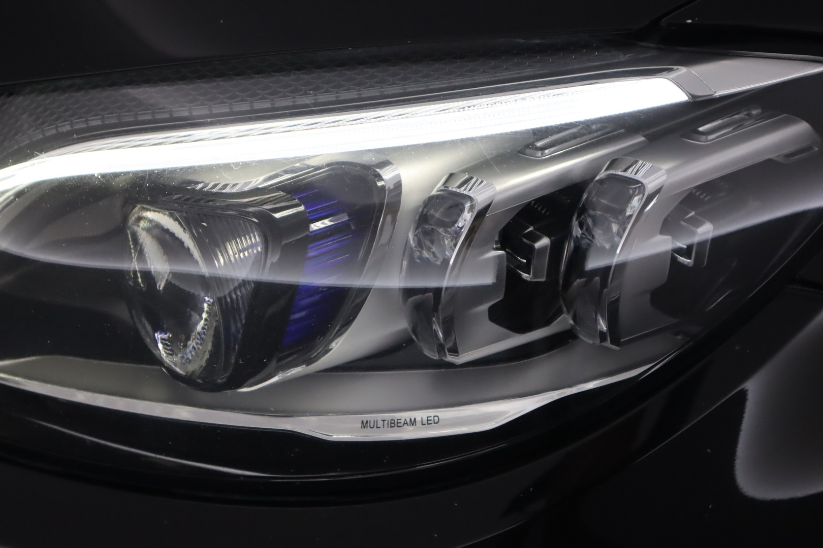 MERCEDES-BENZ C 2021