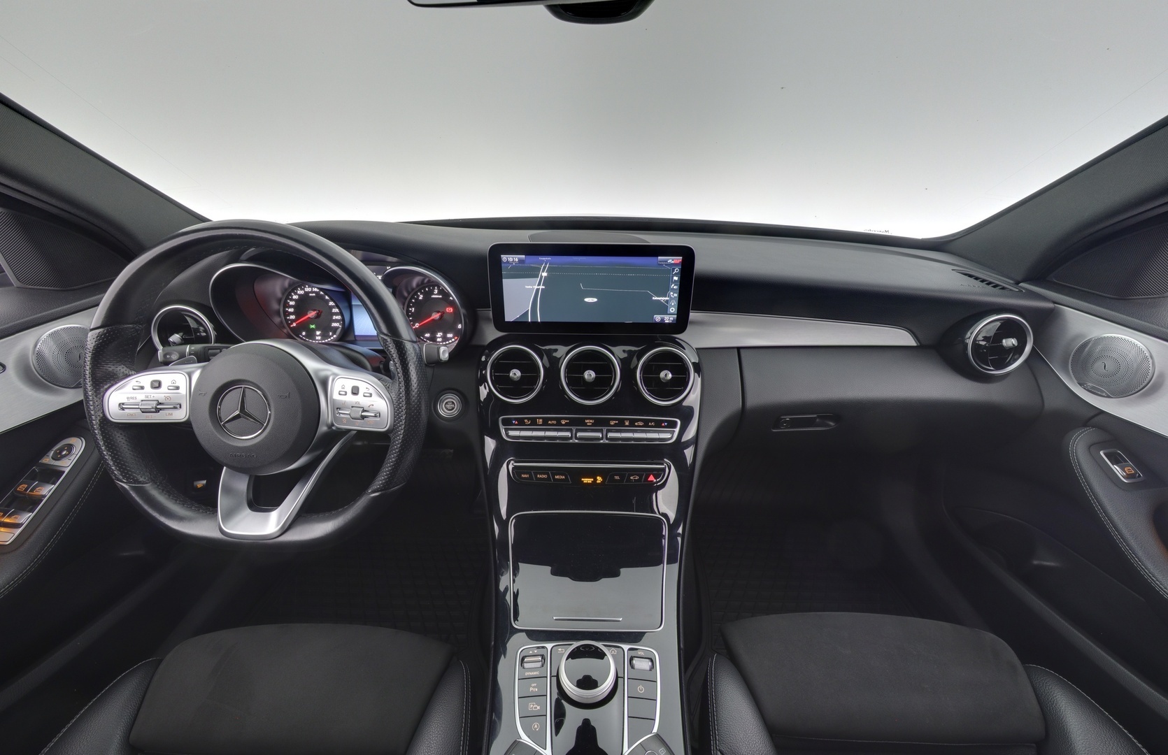 MERCEDES-BENZ C 2021