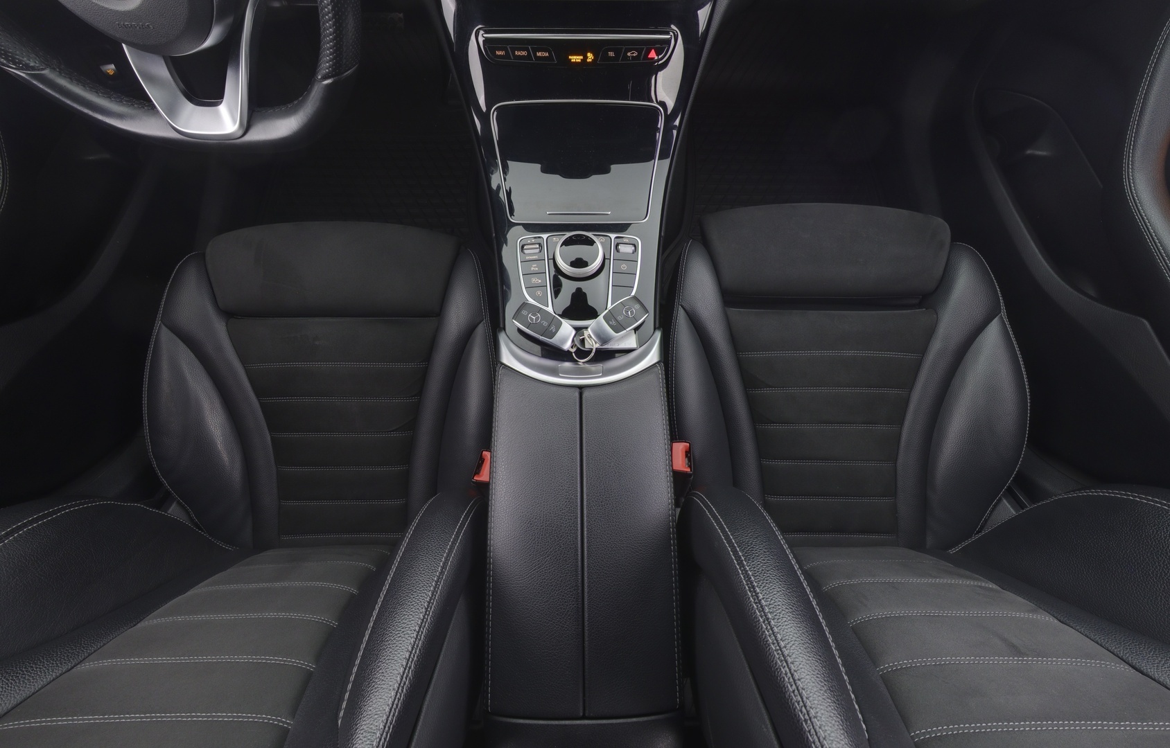 MERCEDES-BENZ C 2021