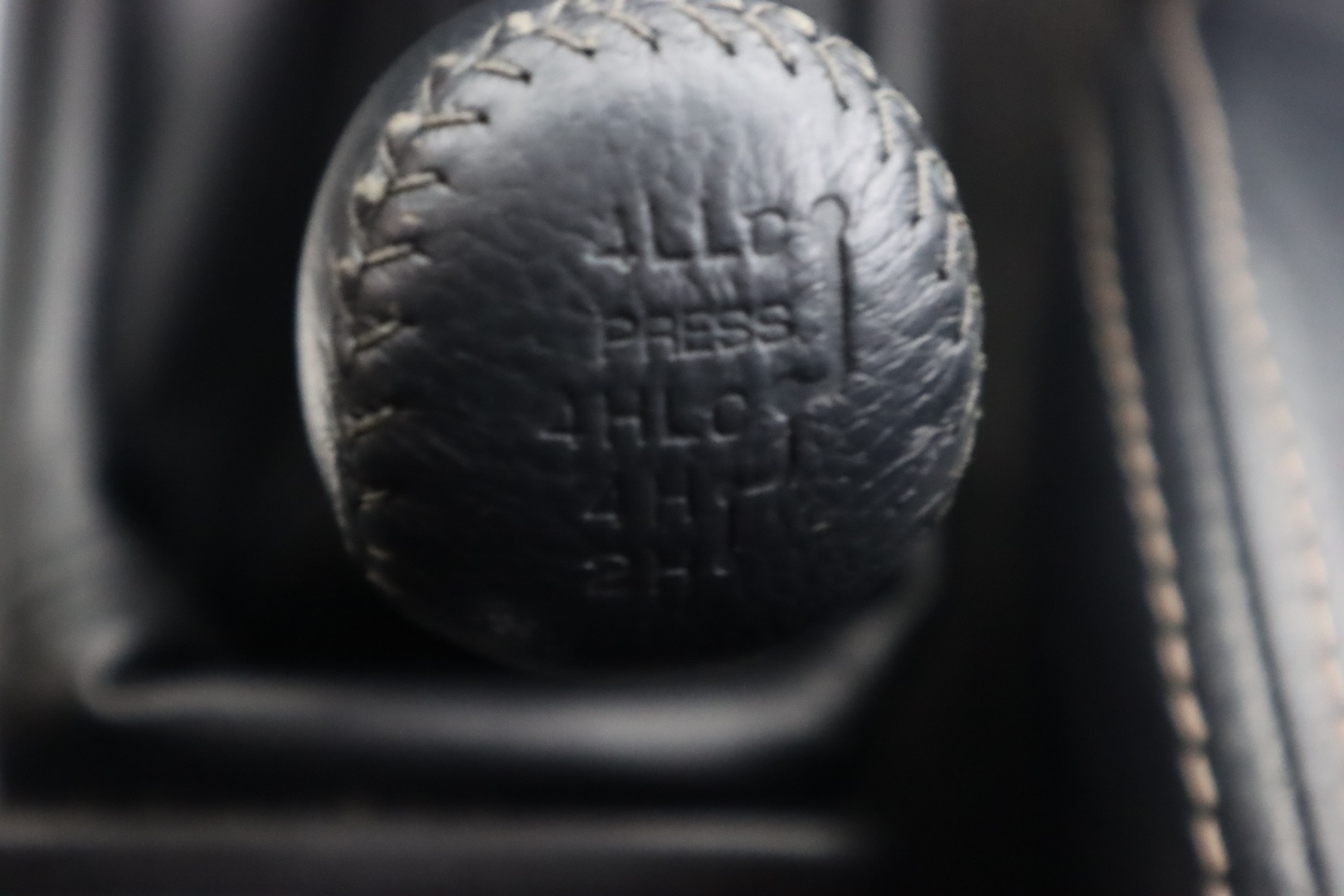 MITSUBISHI L200 2011