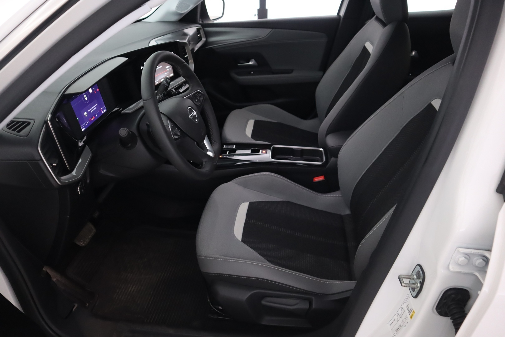 OPEL Mokka 2024