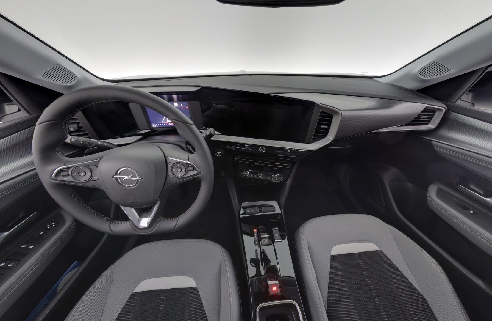 OPEL Mokka 2024