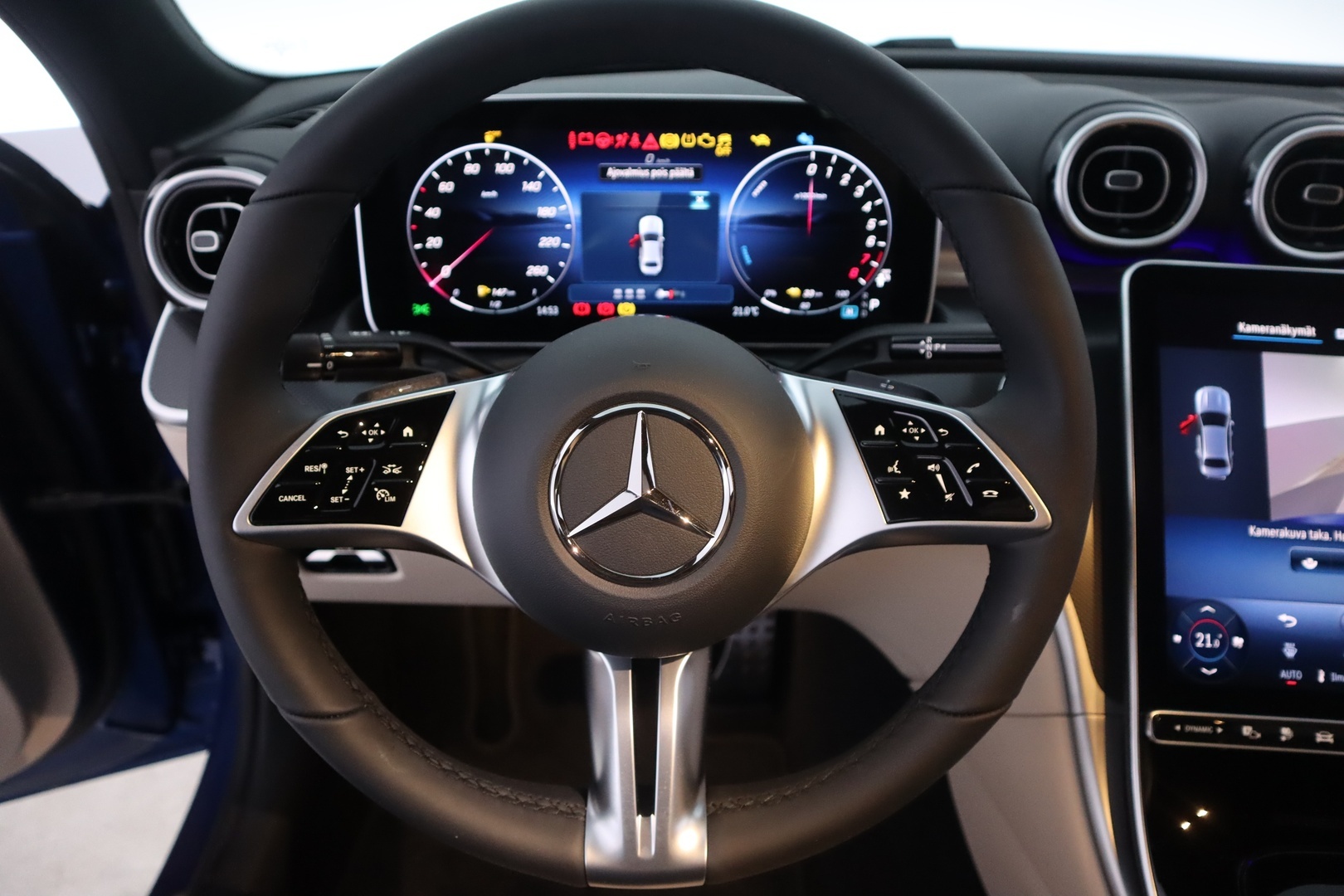 MERCEDES-BENZ C 2026