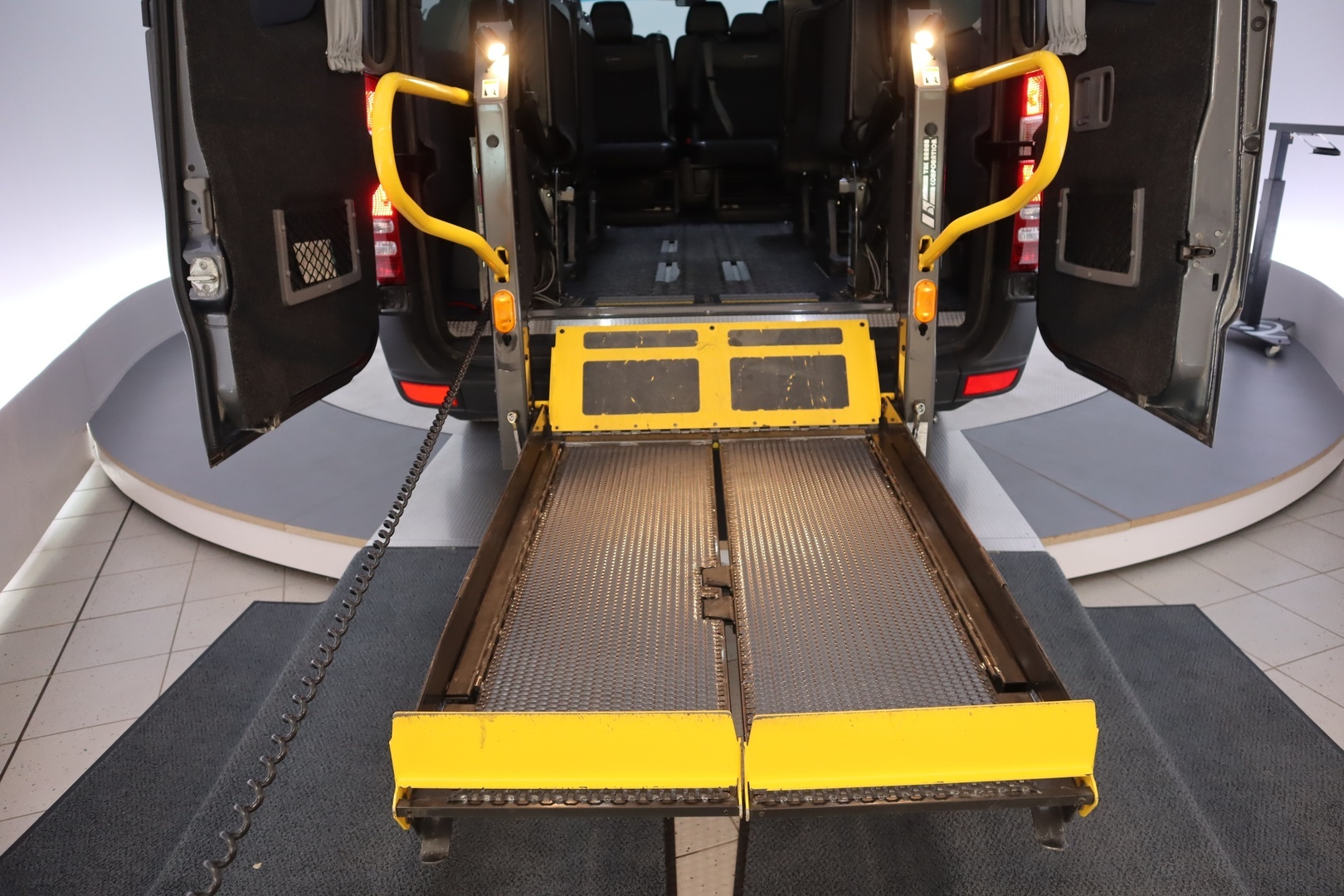 MERCEDES-BENZ Sprinter 2016