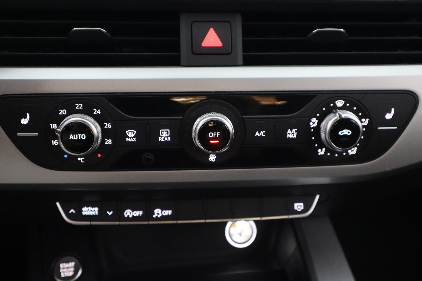 AUDI A4 2017