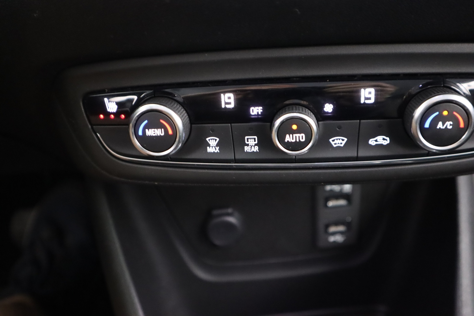 OPEL Crossland X 2018