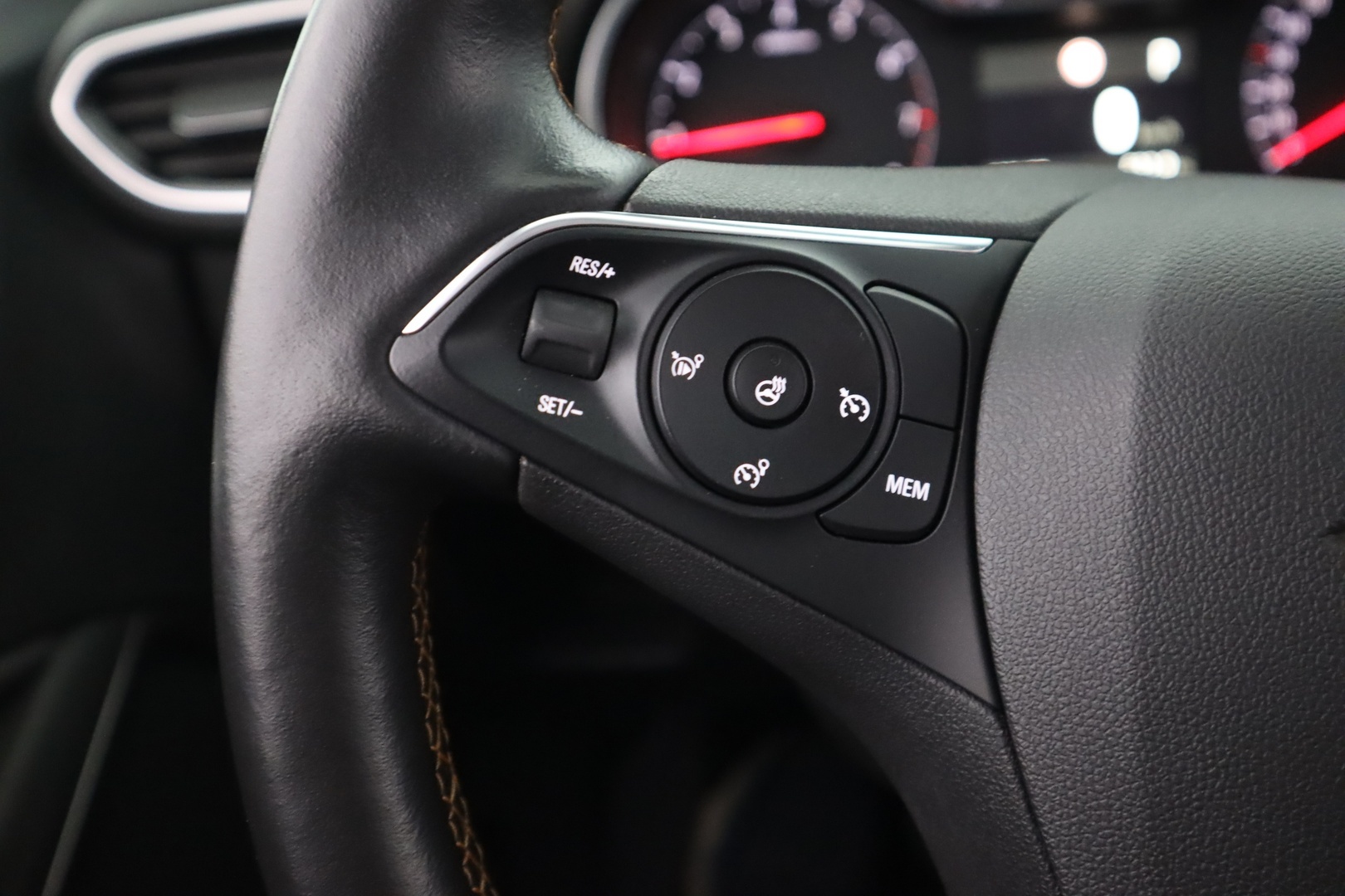 OPEL Crossland X 2018