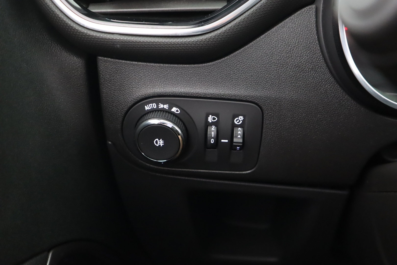 OPEL Crossland X 2018