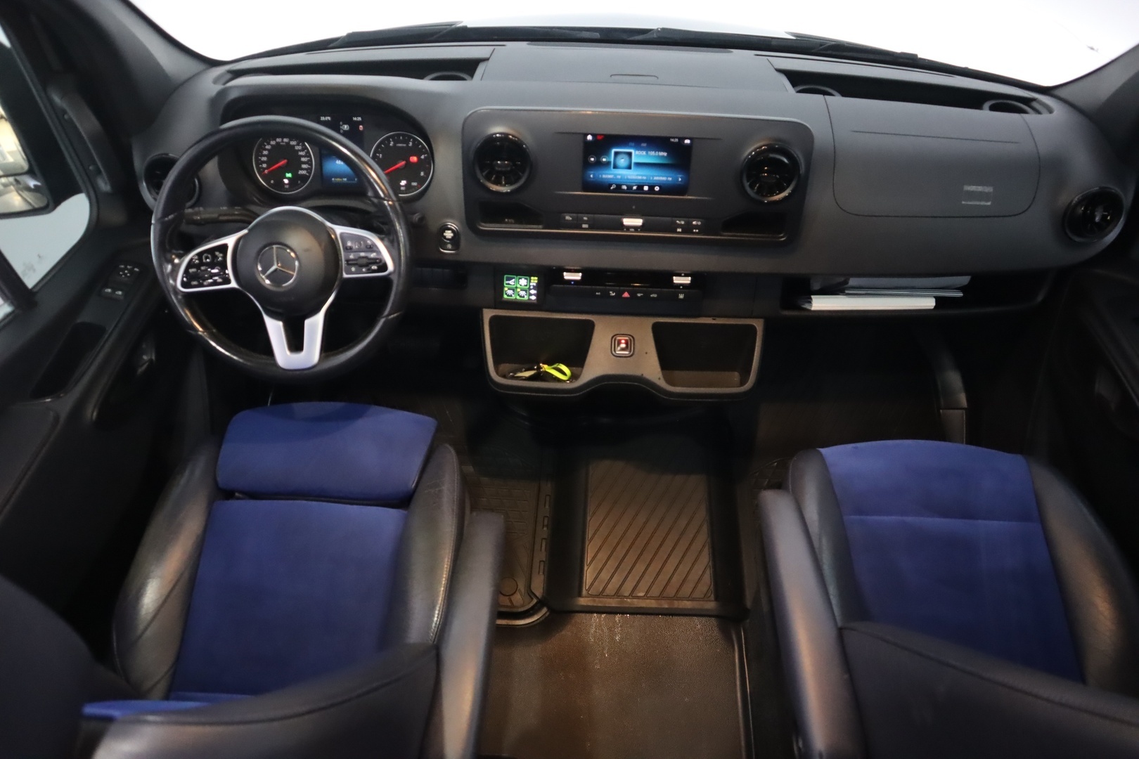 MERCEDES-BENZ Sprinter 38