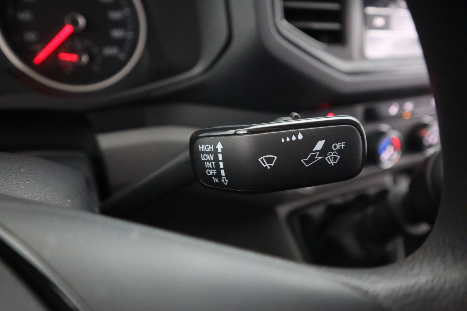 VOLKSWAGEN Crafter 2021