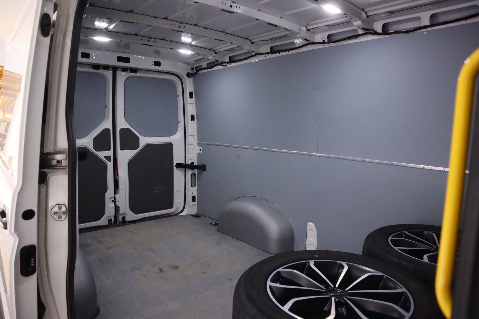 VOLKSWAGEN Crafter 2021