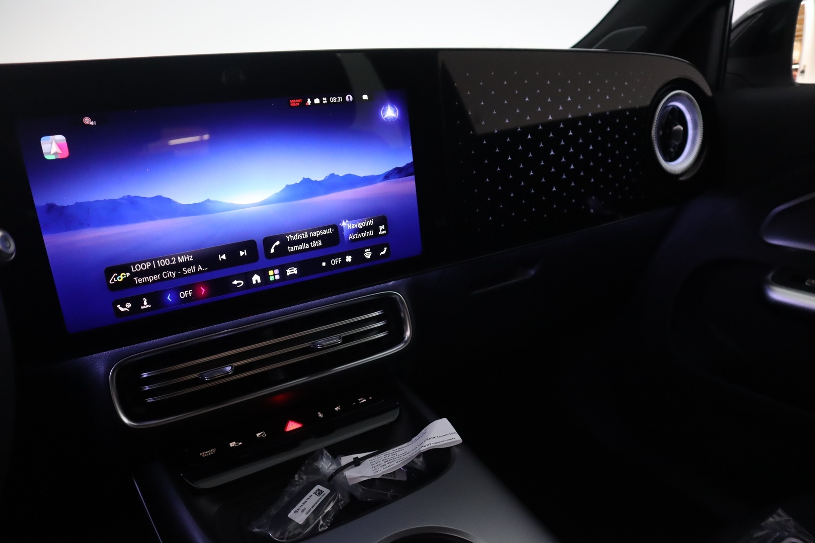MERCEDES-BENZ GLB 2026