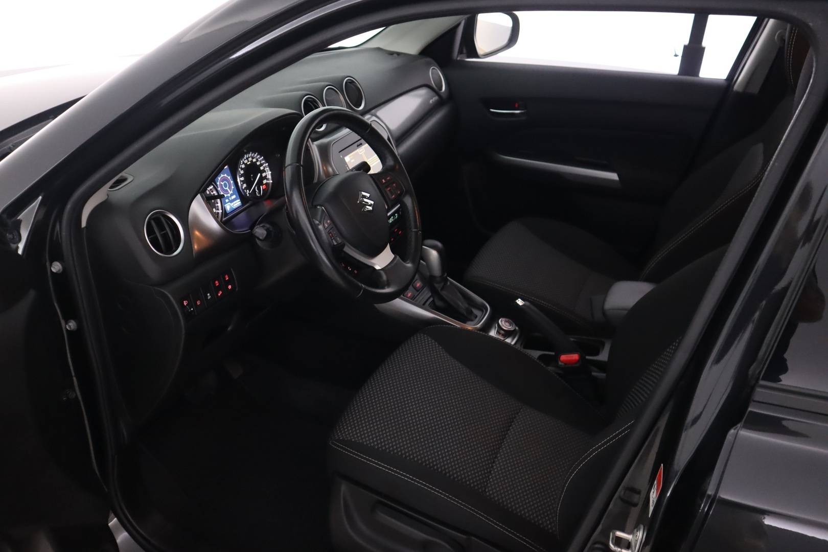 SUZUKI Vitara 2020