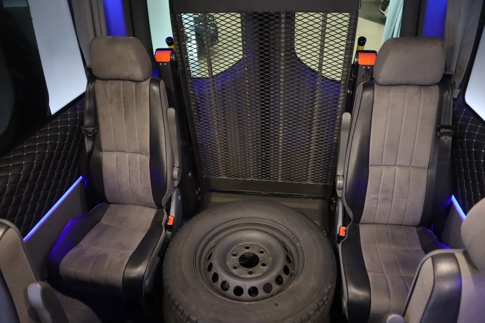 MERCEDES-BENZ Sprinter 2021