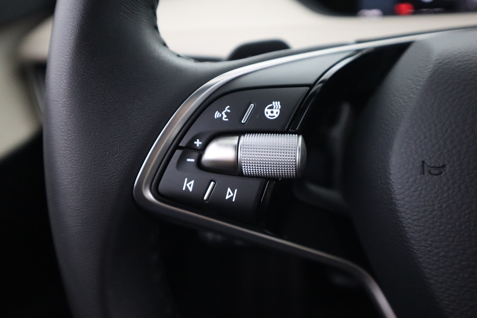 MERCEDES-BENZ EQS 2022