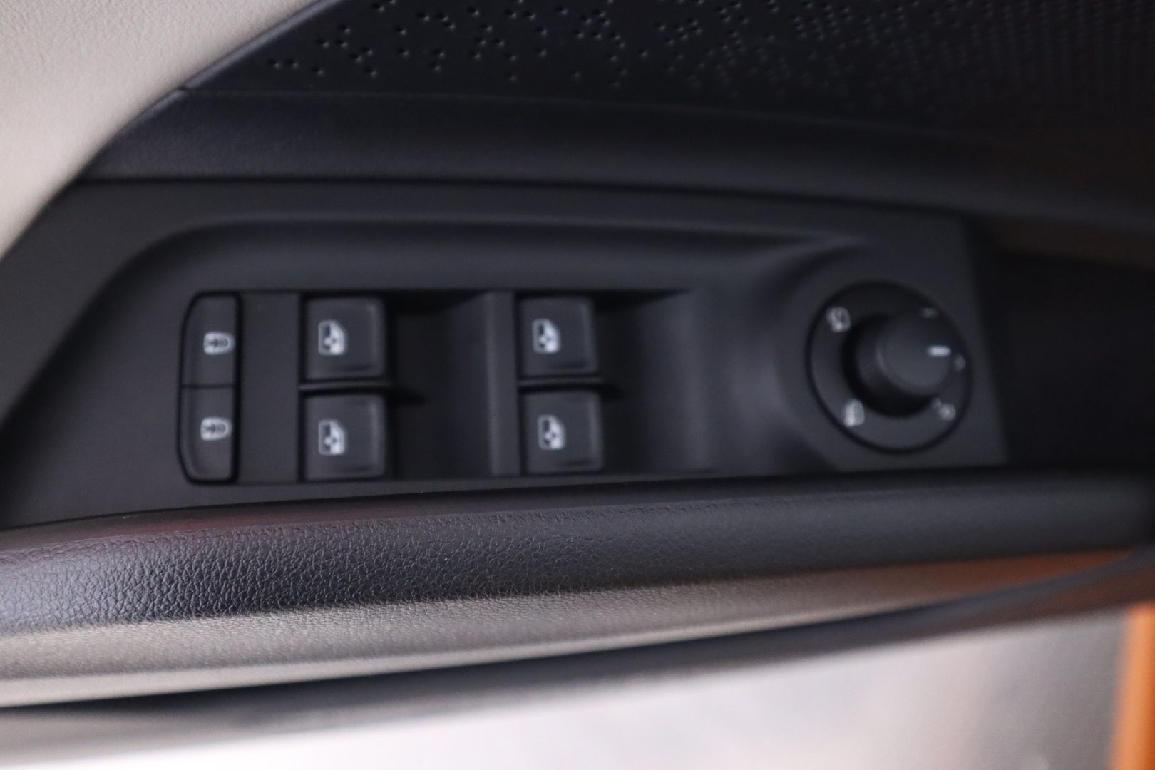 MERCEDES-BENZ EQS 2022