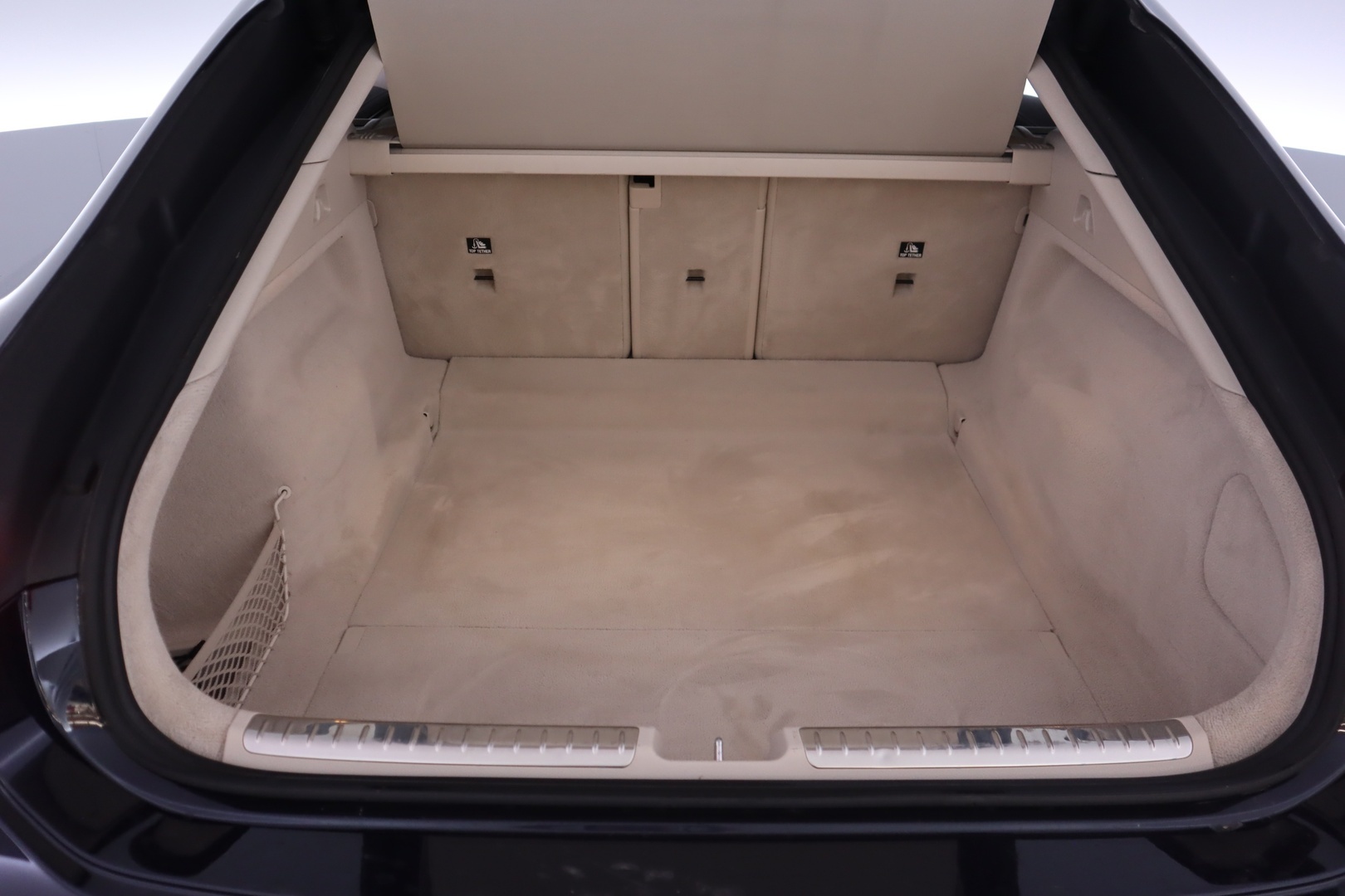 MERCEDES-BENZ EQS 2022