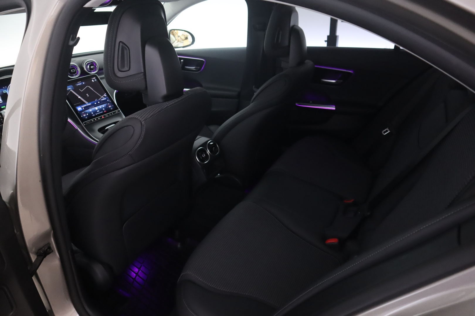 MERCEDES-BENZ C 2023