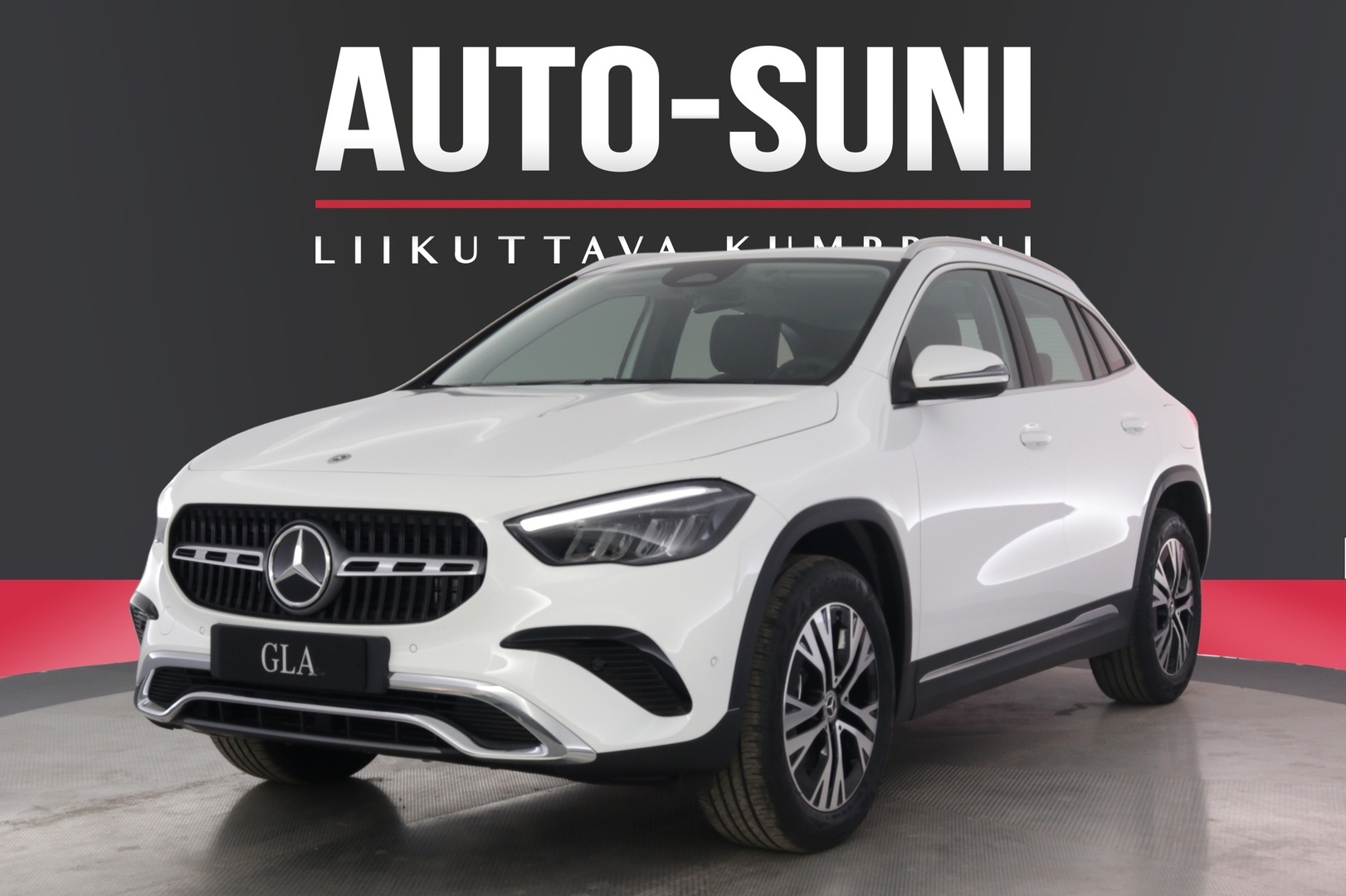 MERCEDES-BENZ GLA 2026