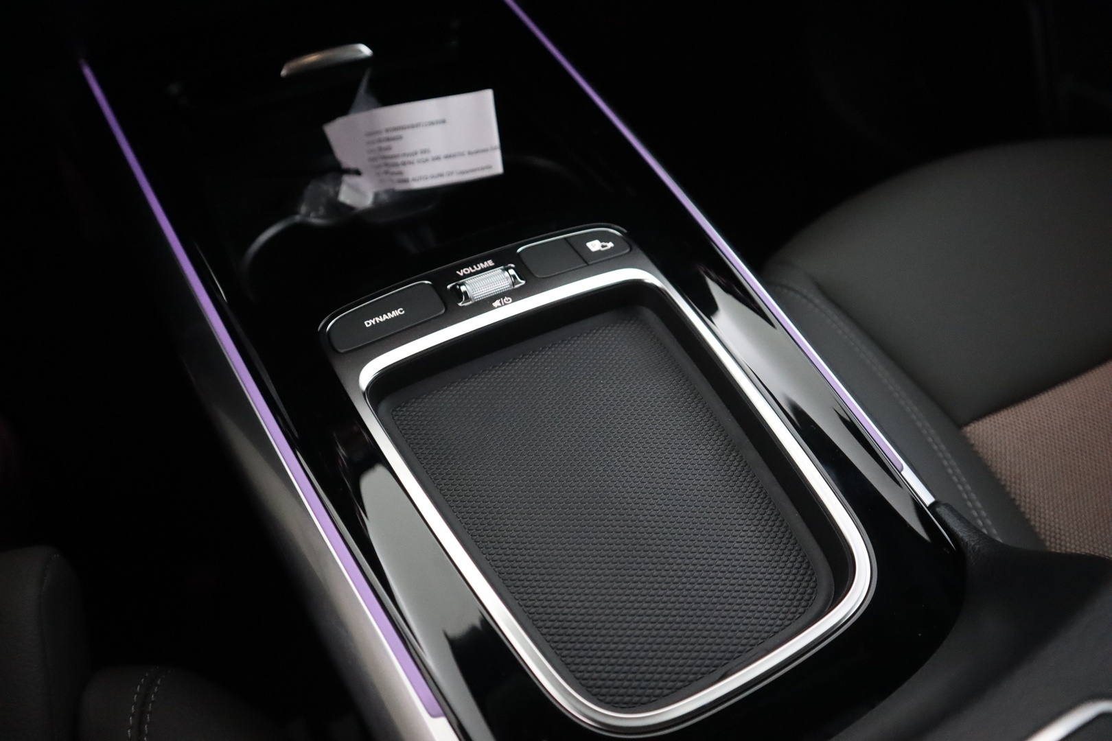 MERCEDES-BENZ EQA 2026