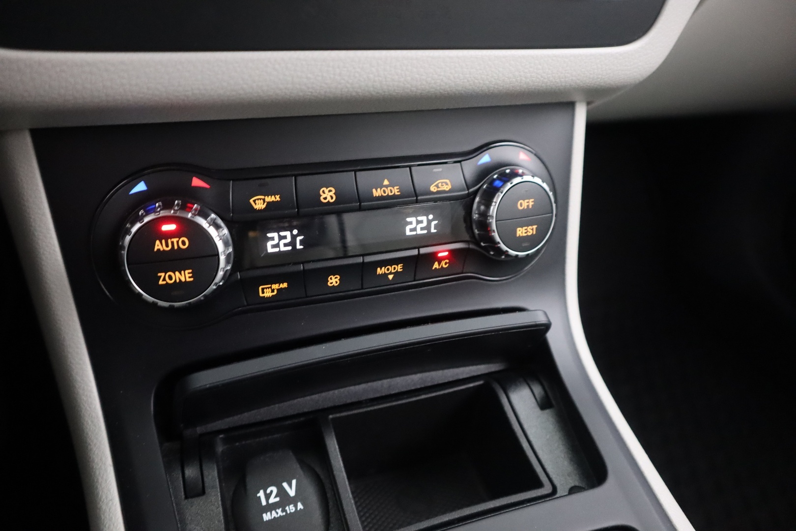 MERCEDES-BENZ B 2014