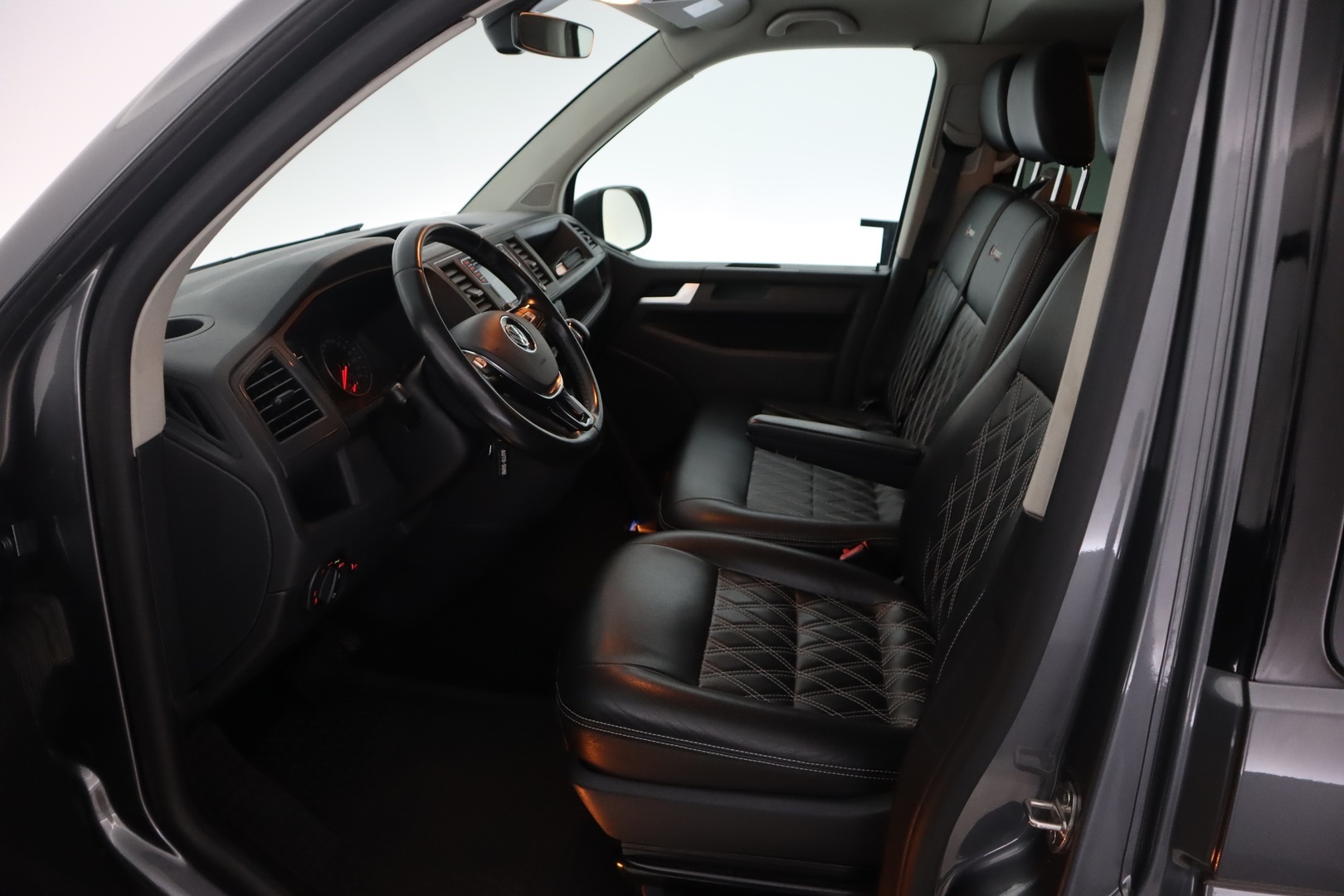 VOLKSWAGEN Caravelle 2018