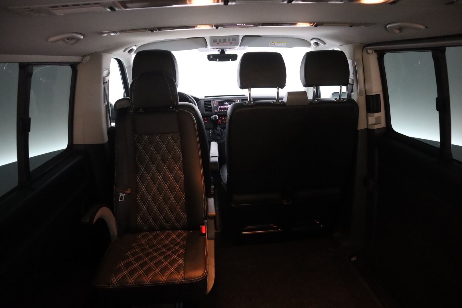 VOLKSWAGEN Caravelle 2018