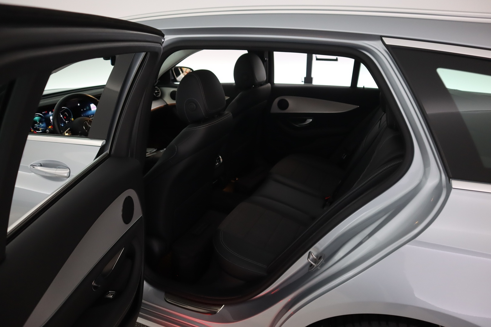 MERCEDES-BENZ E 2021