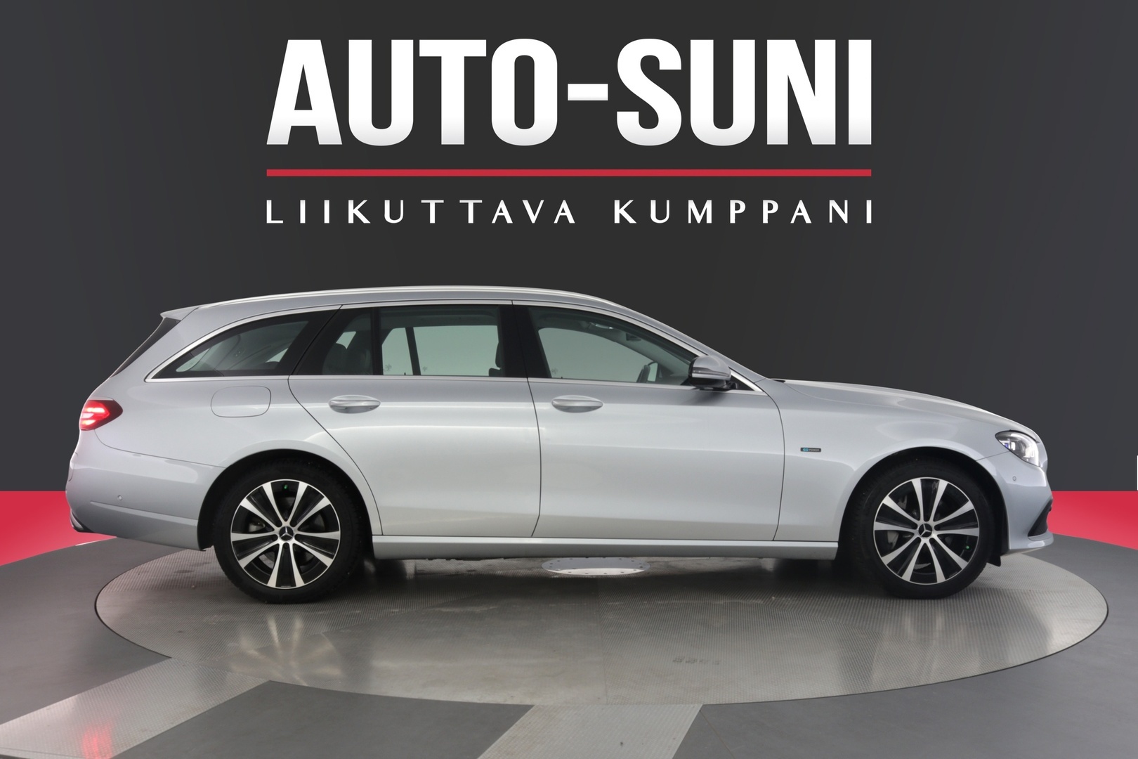 MERCEDES-BENZ E 2021