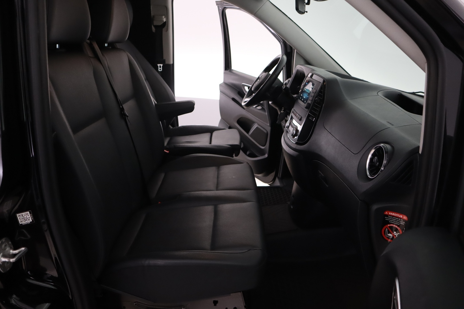 MERCEDES-BENZ Vito 2023