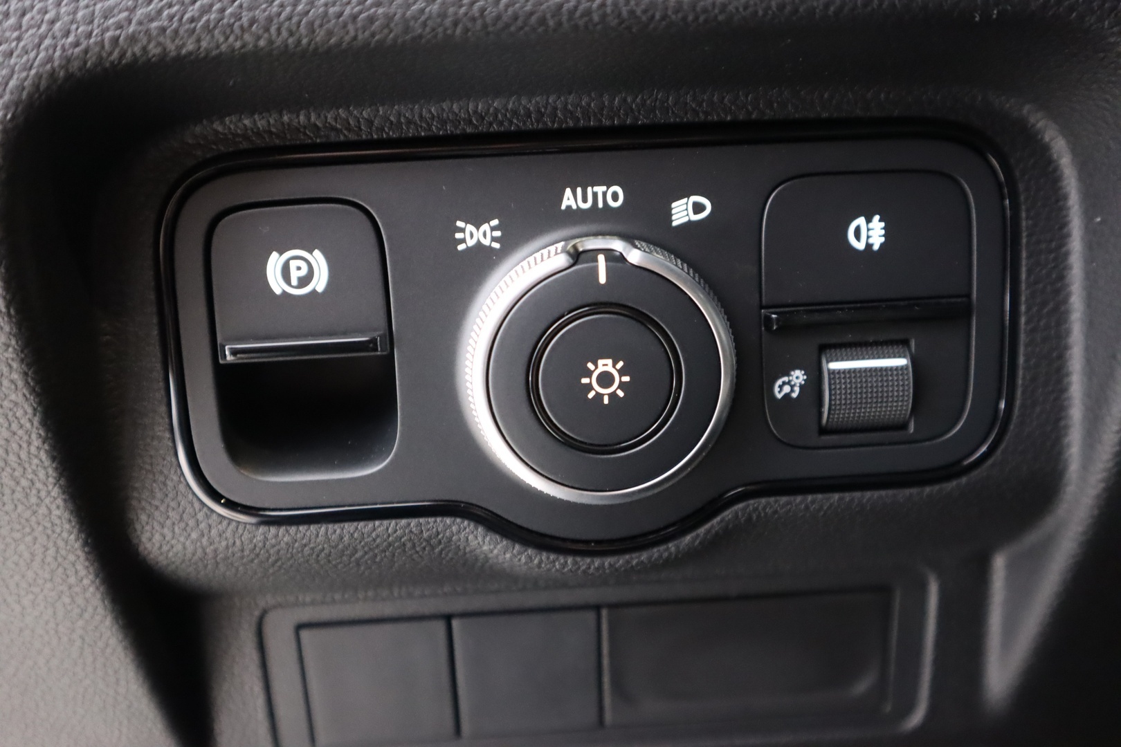 MERCEDES-BENZ Citan 2024