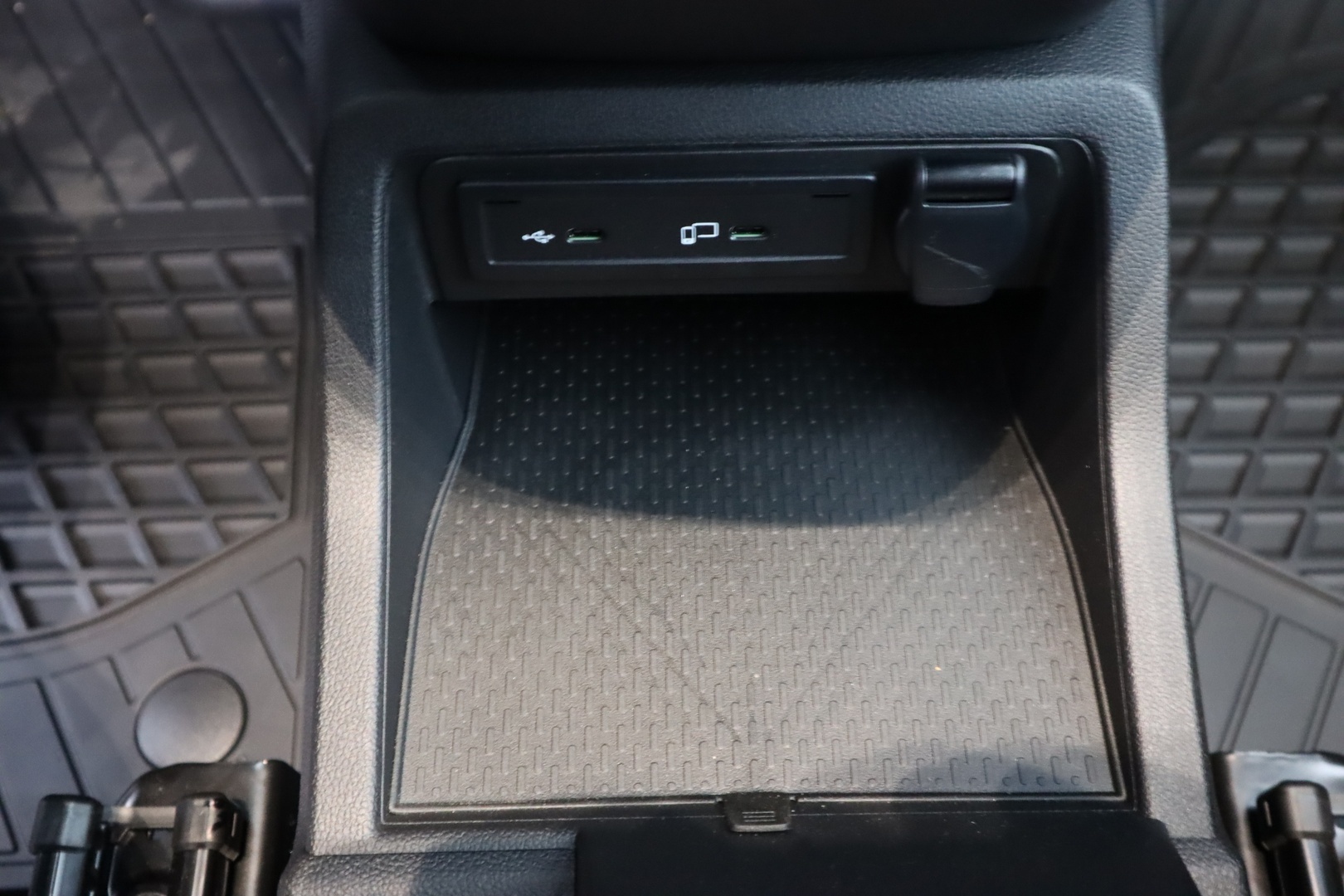 MERCEDES-BENZ Citan 2024