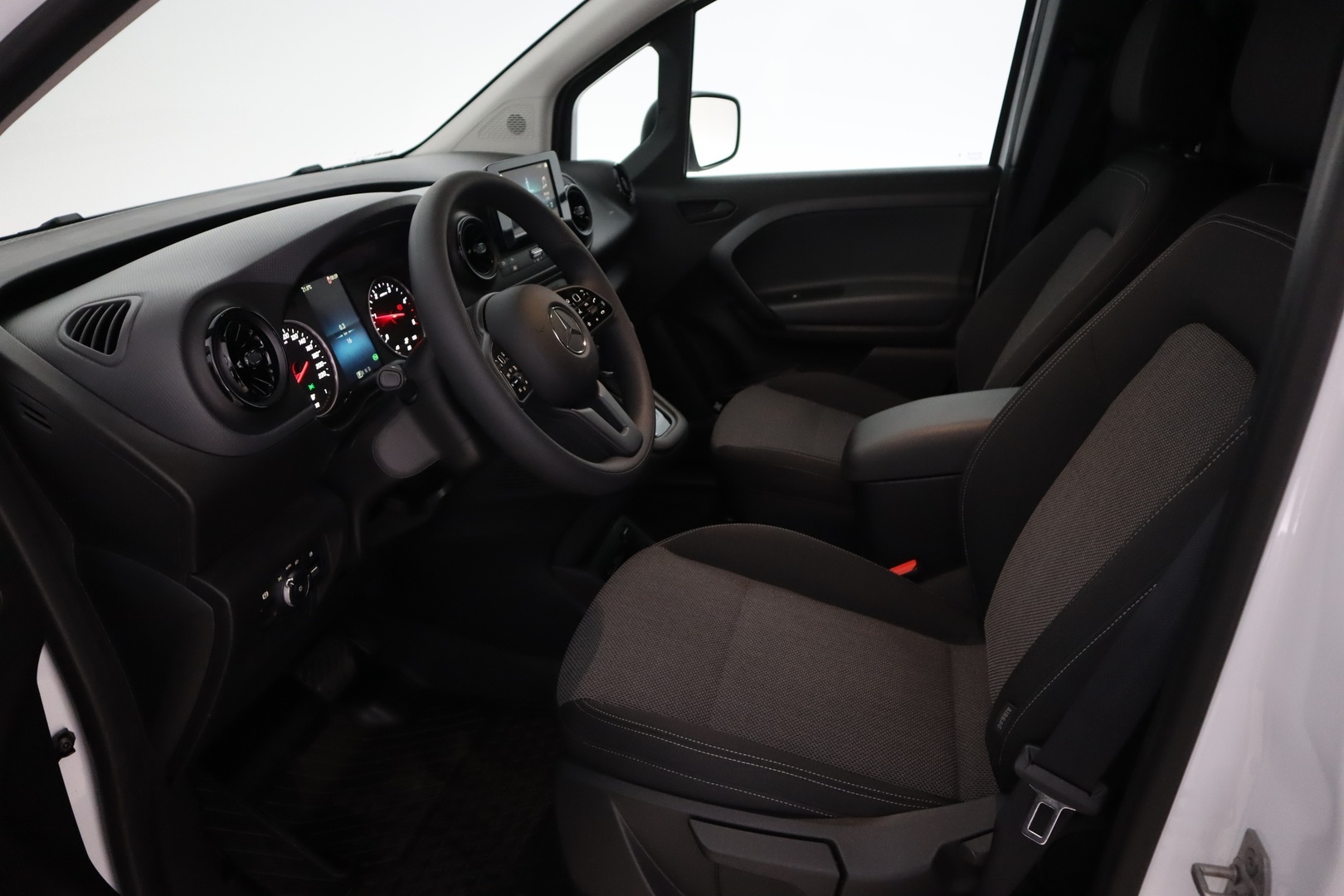 MERCEDES-BENZ Citan 2024