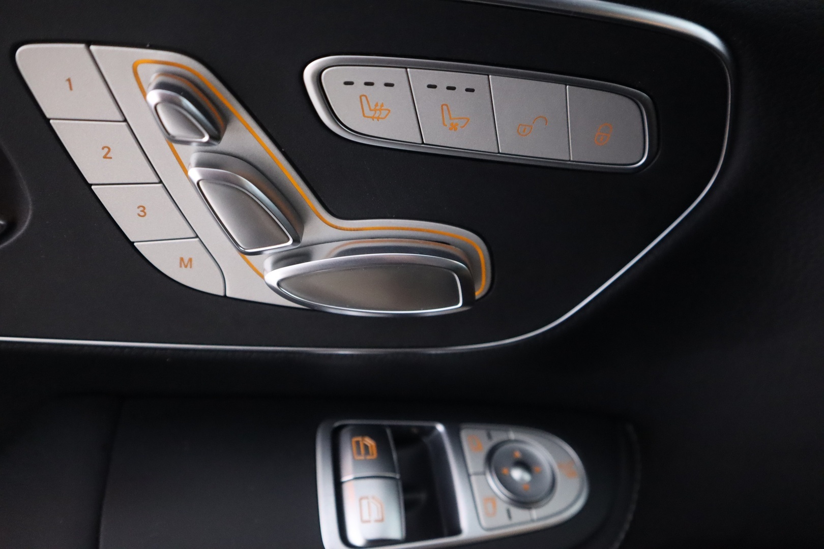 MERCEDES-BENZ V 2020