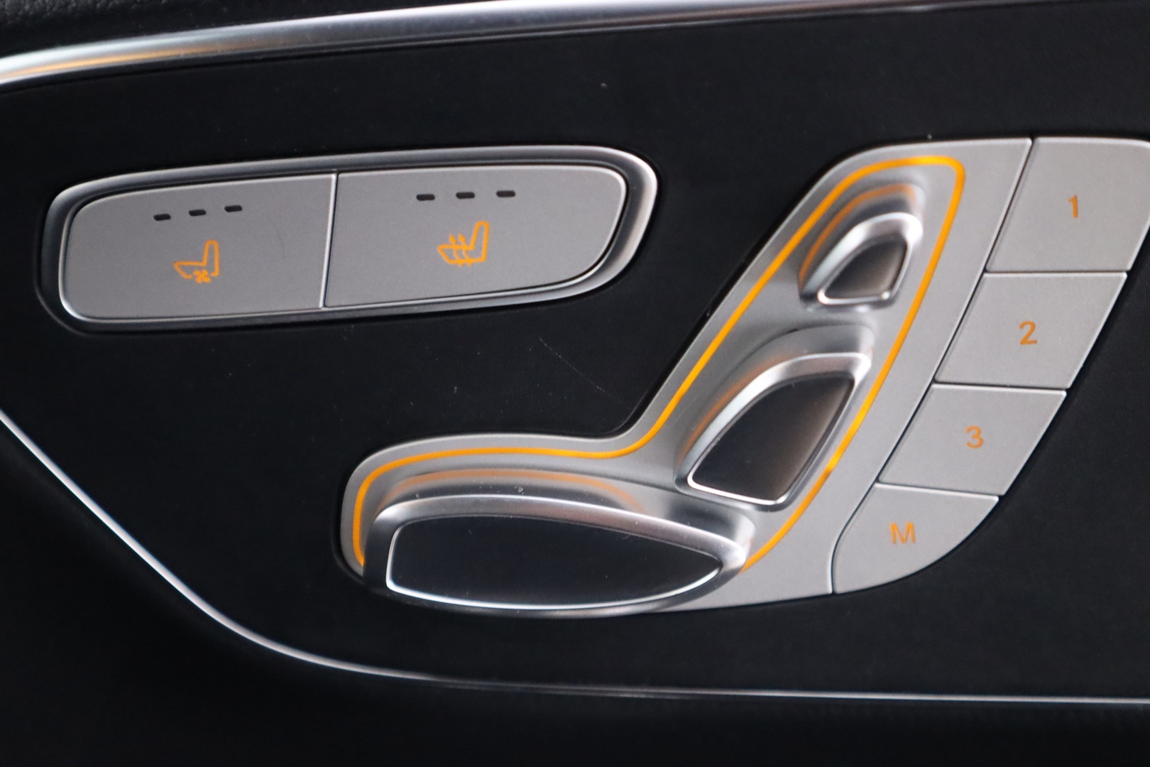 MERCEDES-BENZ V 2020