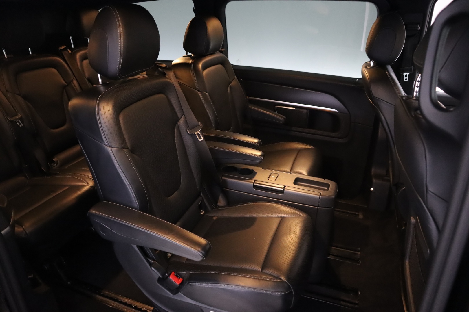 MERCEDES-BENZ V 2020