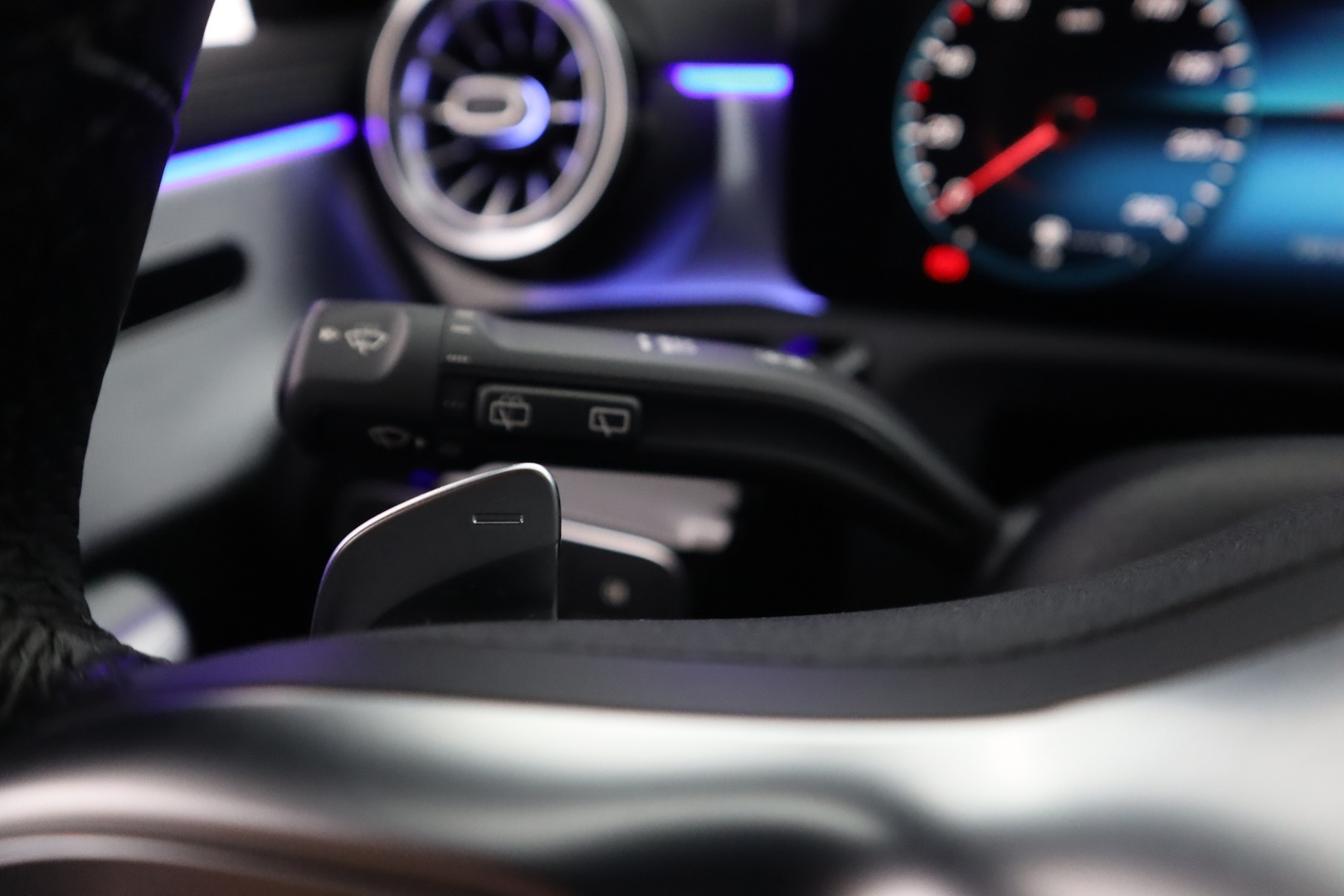 MERCEDES-BENZ CLA 2020