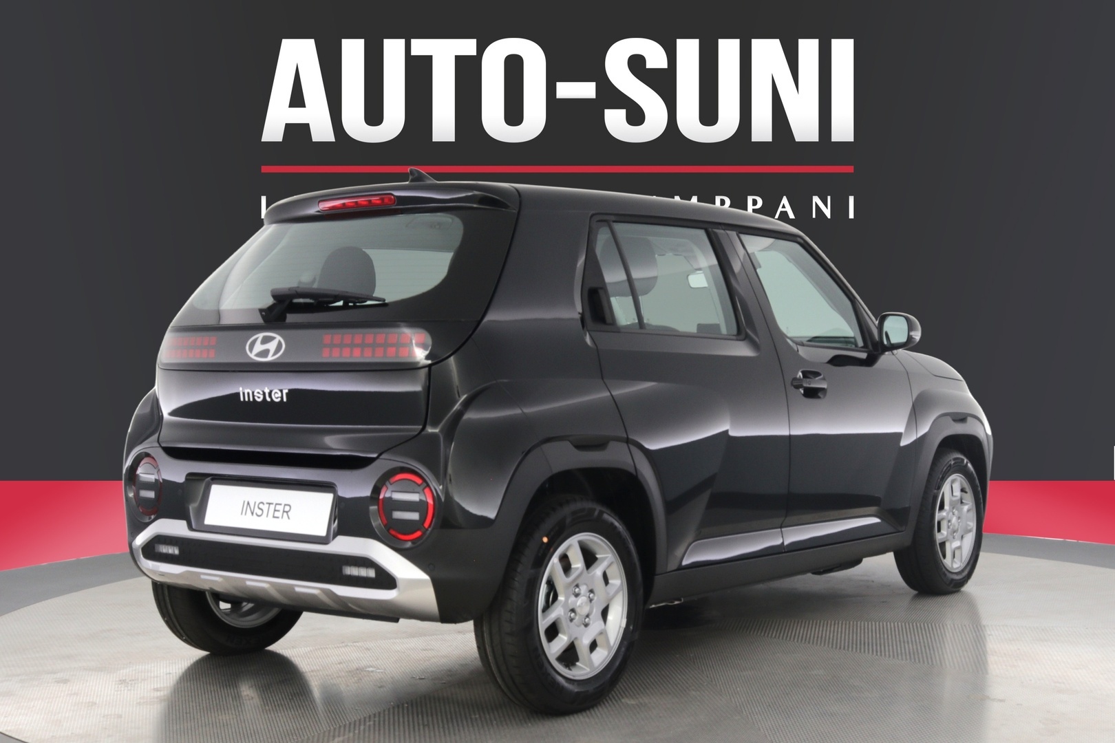HYUNDAI INSTER 3