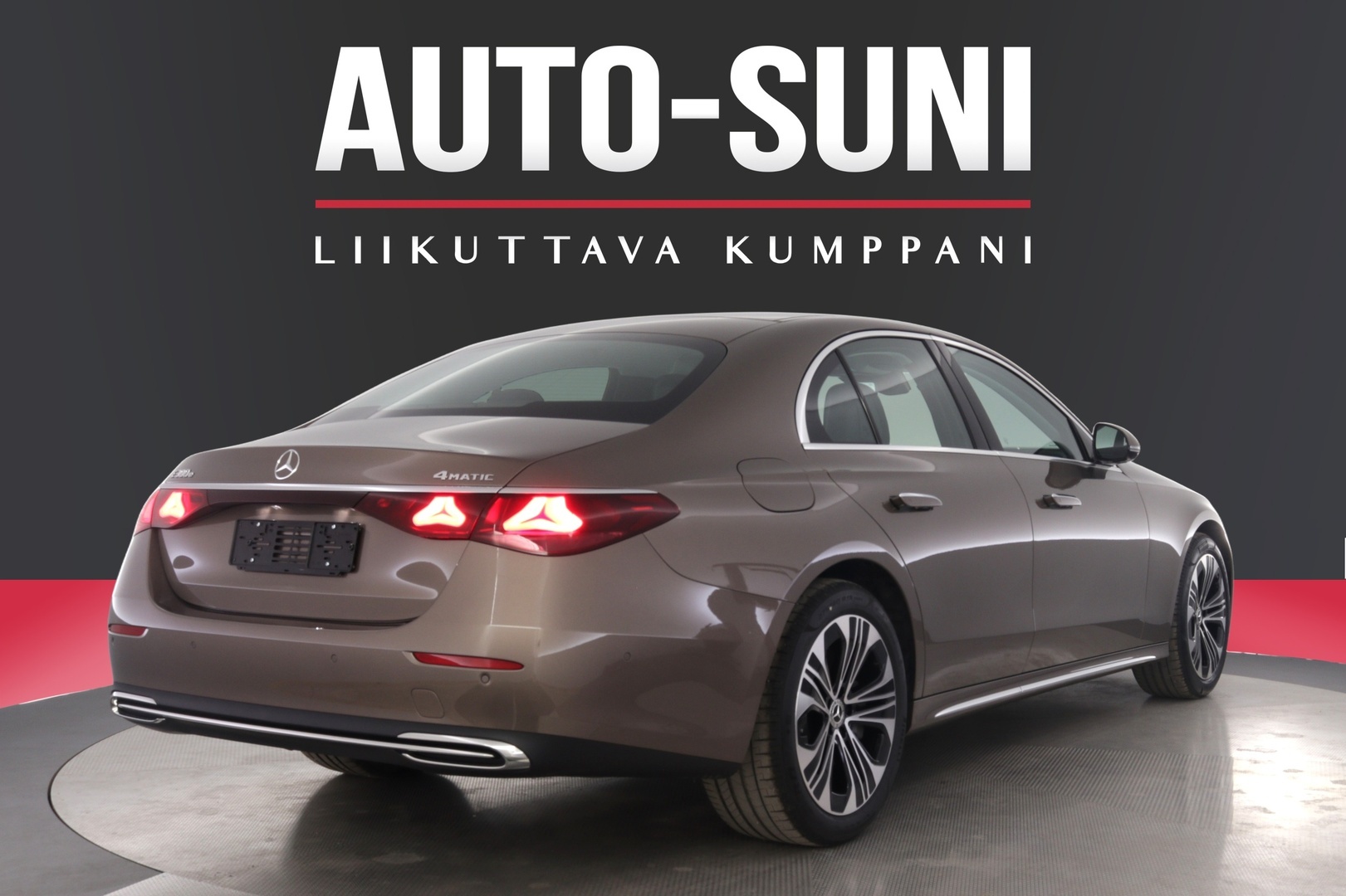 MERCEDES-BENZ E 2026