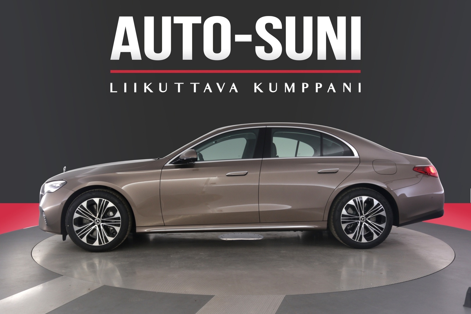 MERCEDES-BENZ E 2026